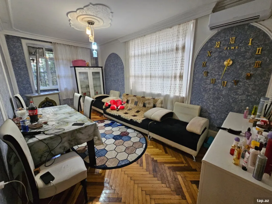 Satılır 3 otaqlı mənzil 60 m²