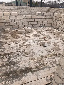 Satılır 4 otaqlı həyət evi