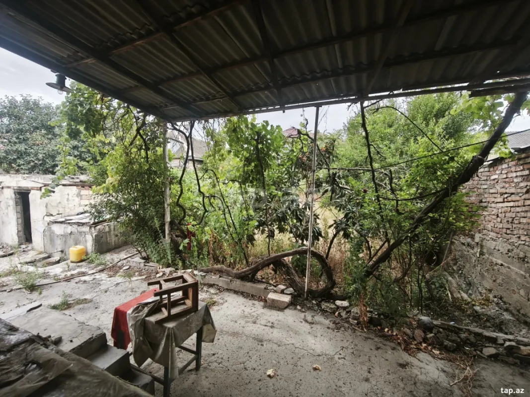Satılır 3 otaqlı həyət evi