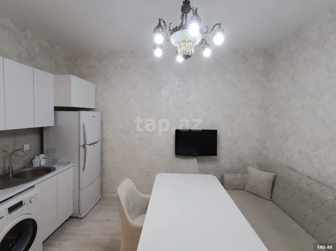 Satılır 3 otaqlı yeni tikili 60 m²