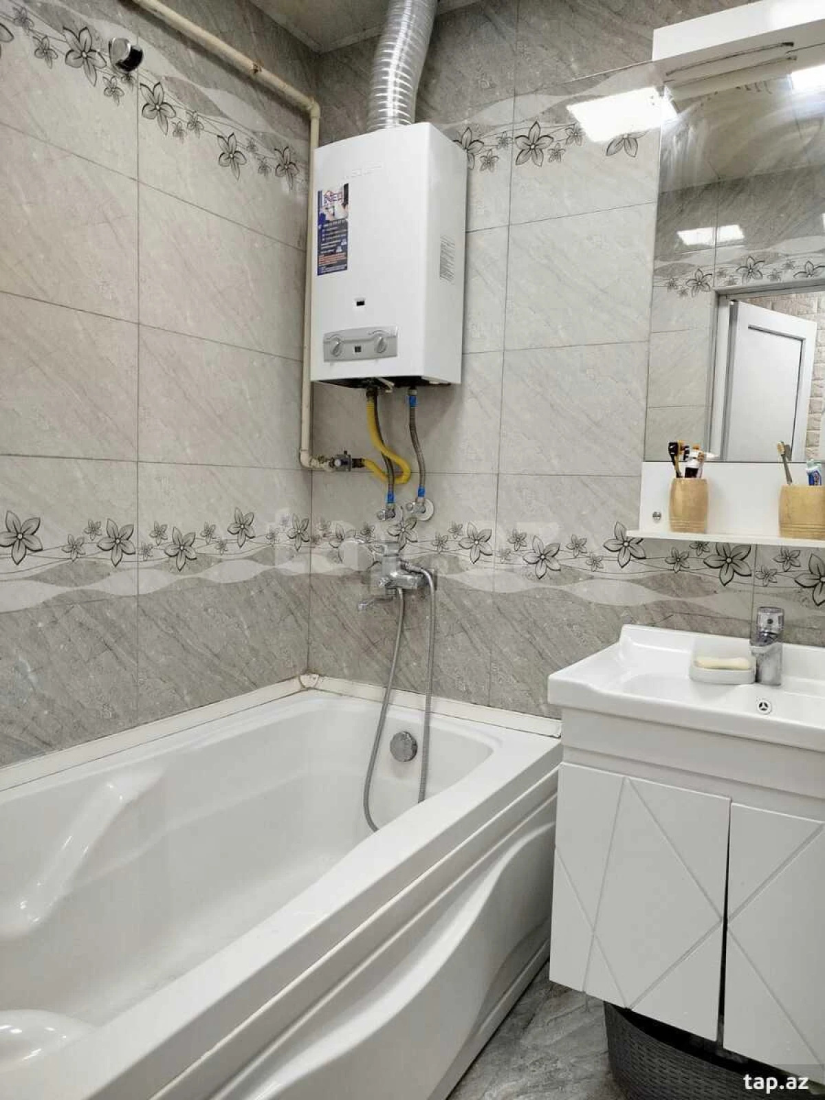 Satılır 3 otaqlı mənzil 80 m²