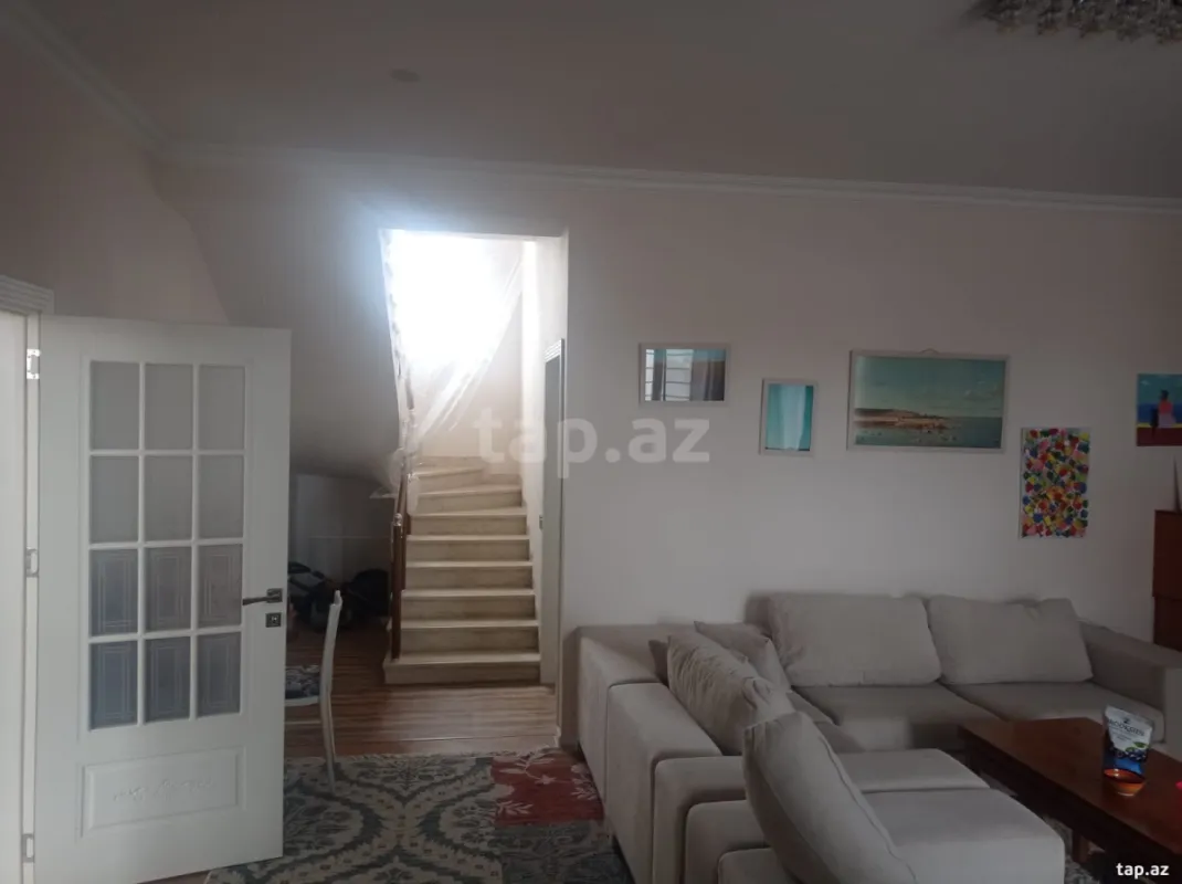 Satılır 6 otaqlı həyət evi