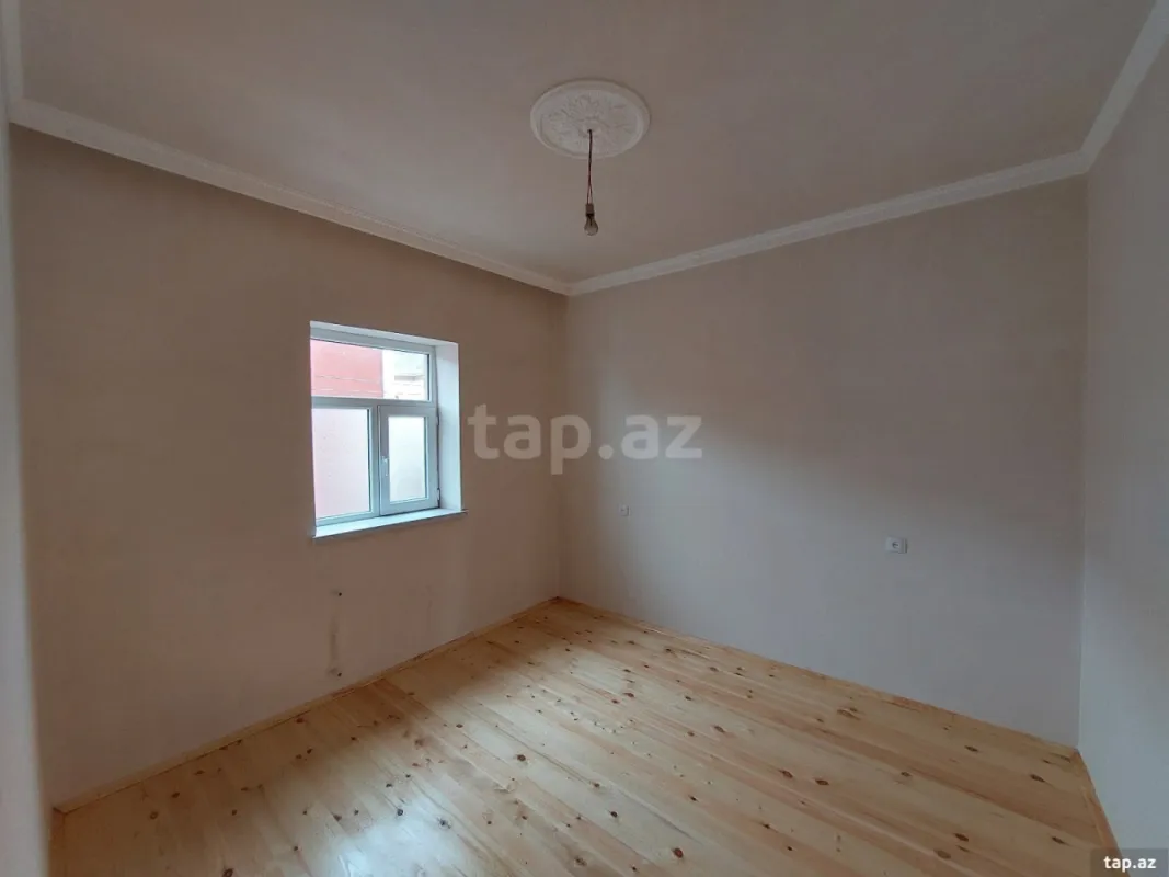 Satılır 3 otaqlı həyət evi