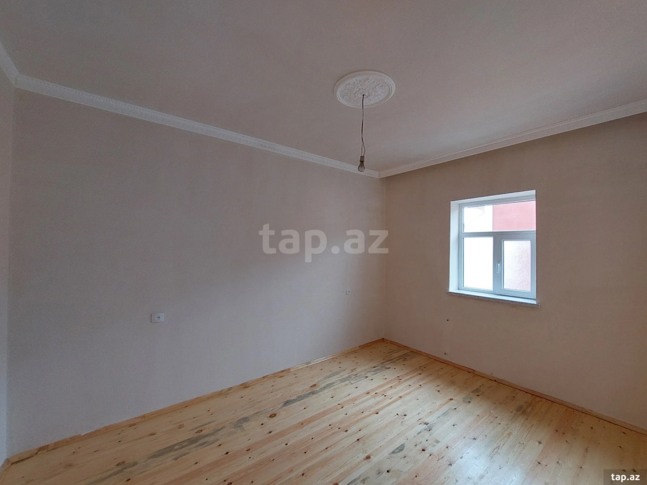 Satılır 3 otaqlı həyət evi