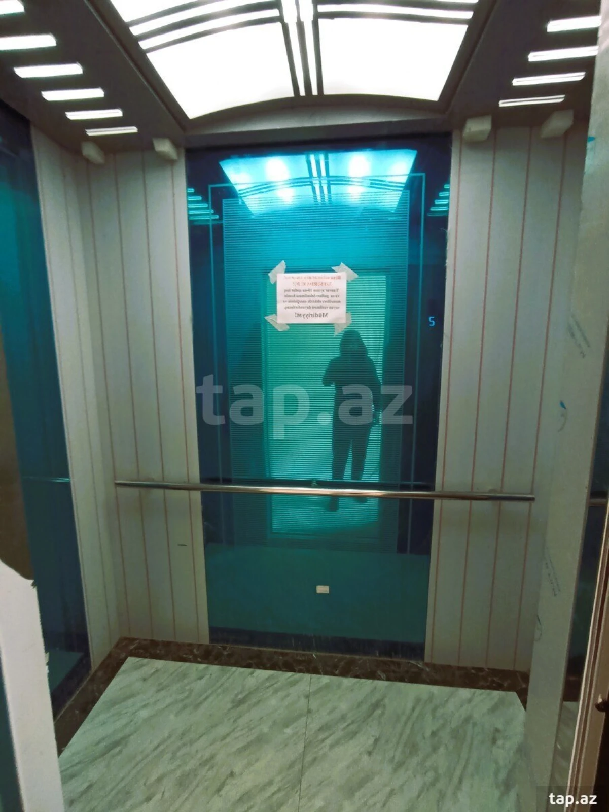 Satılır 2 otaqlı yeni tikili 85 m²