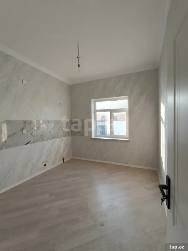 Satılır 4 otaqlı həyət evi 100 m²