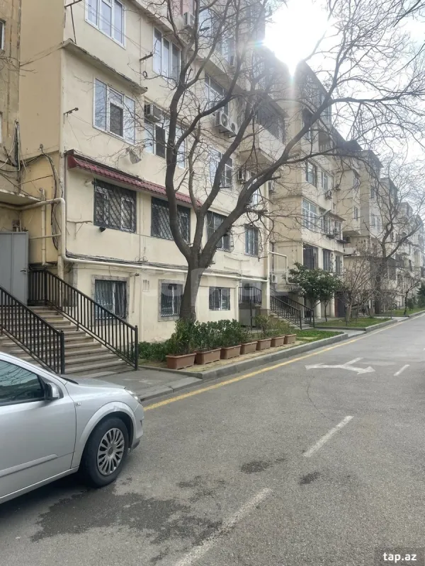 Satılır 3 otaqlı mənzil 60 m²