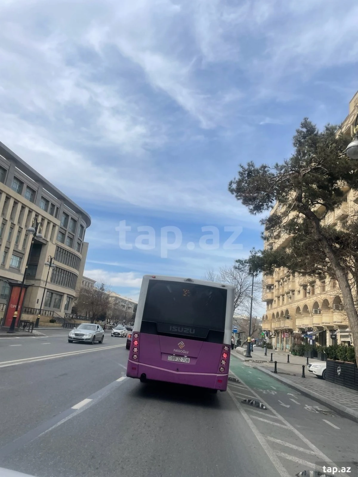 Satılır 3 otaqlı mənzil 60 m²