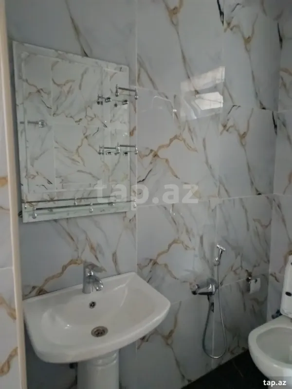 Satılır 3 otaqlı həyət evi