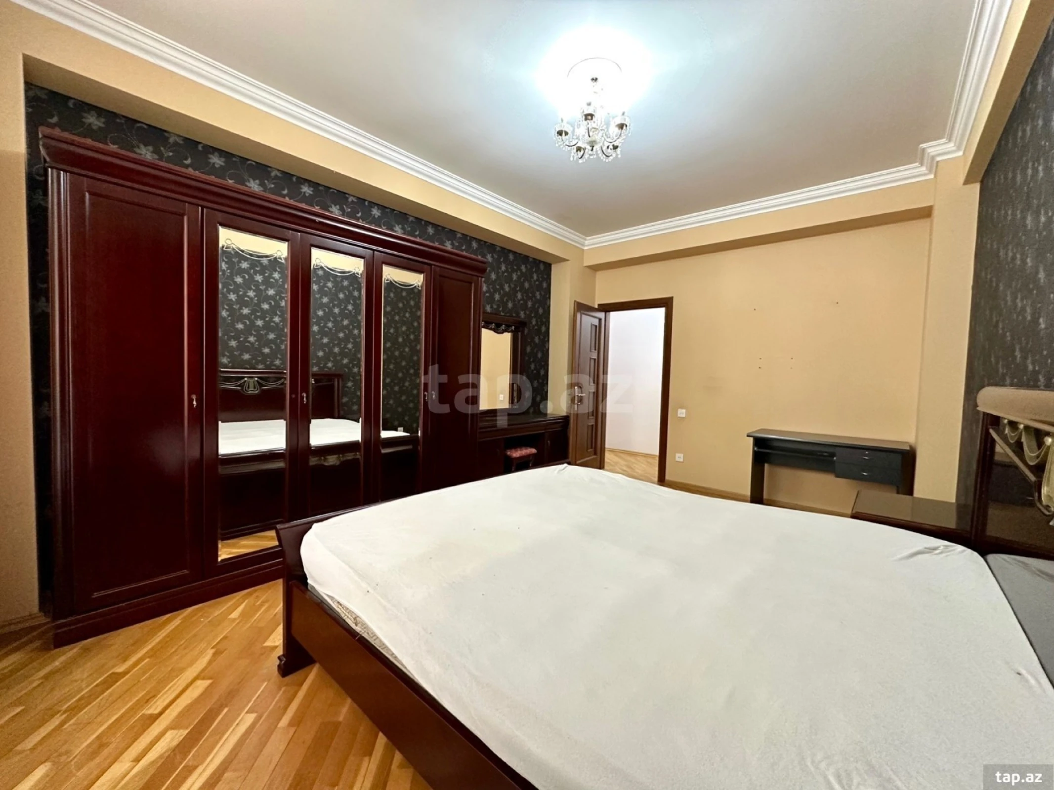 Kirayə verilir 2 otaqlı yeni tikili 95 m²