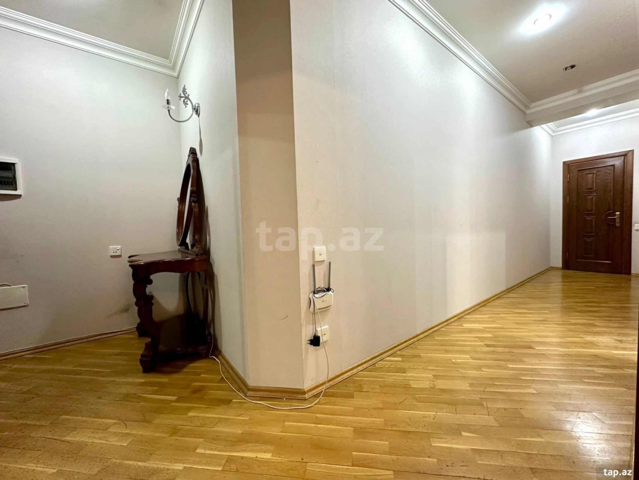 Kirayə verilir 2 otaqlı yeni tikili 95 m²