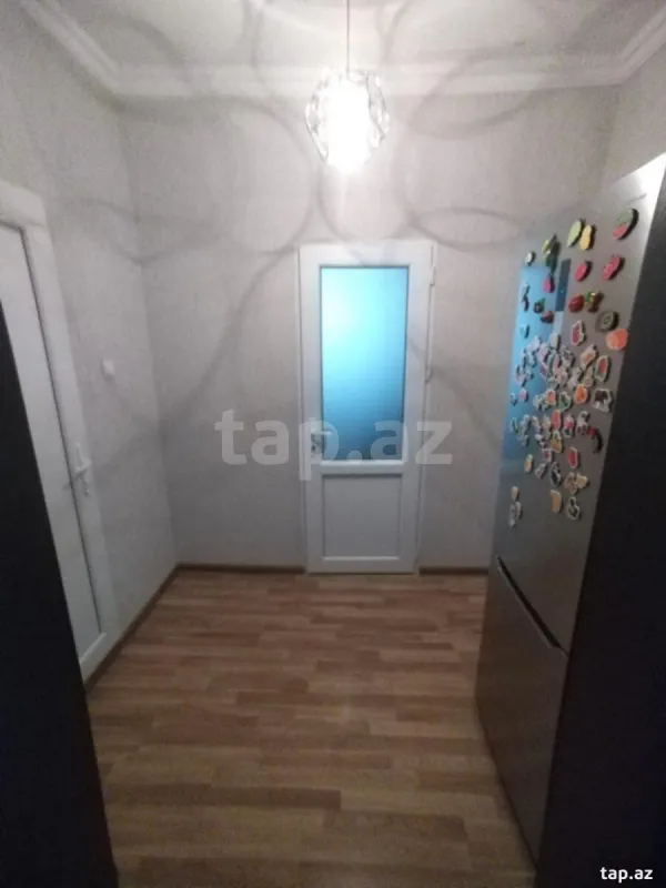Satılır 5 otaqlı mənzil 170 m²