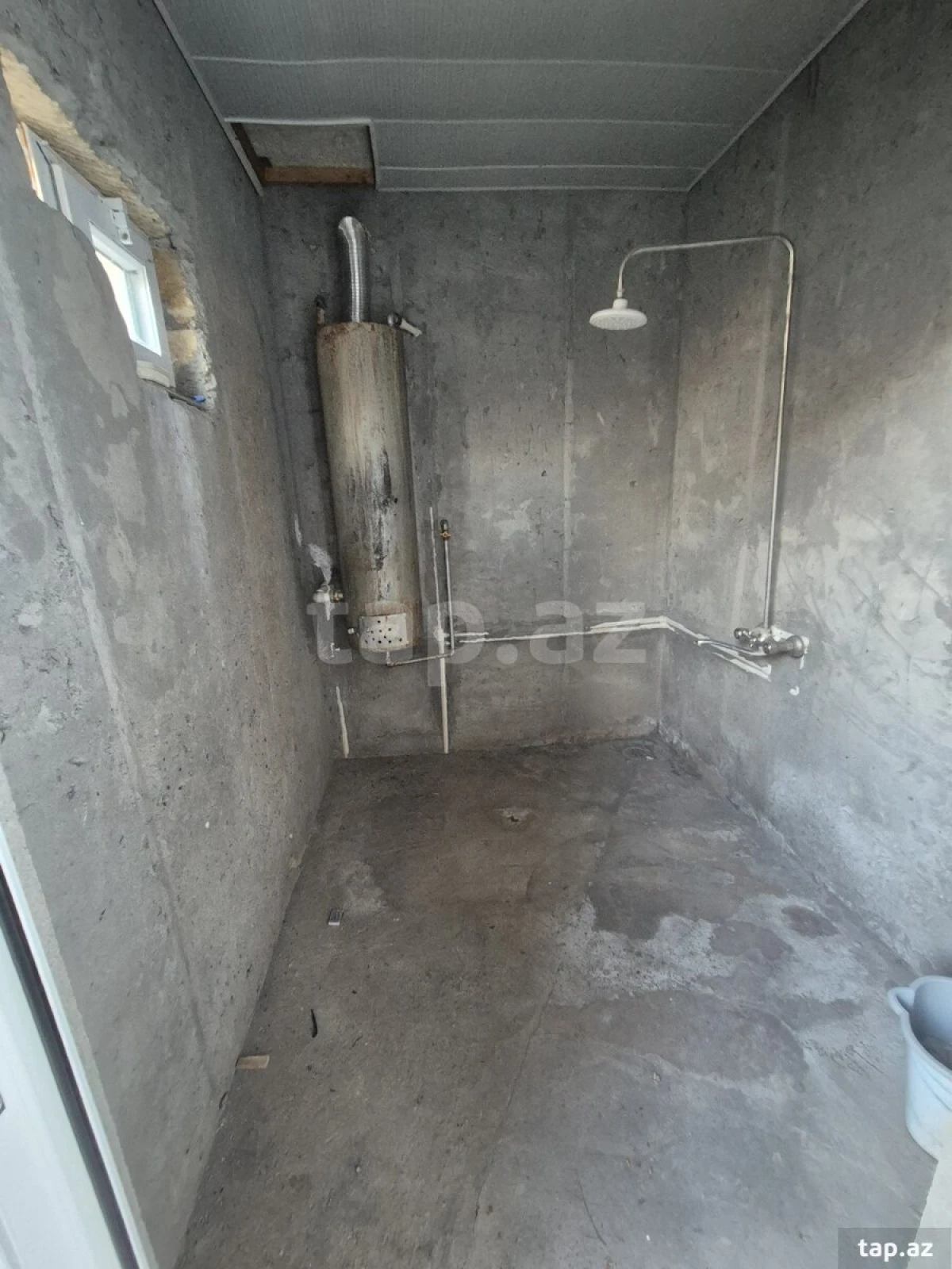 Satılır 4 otaqlı həyət evi 200 m²