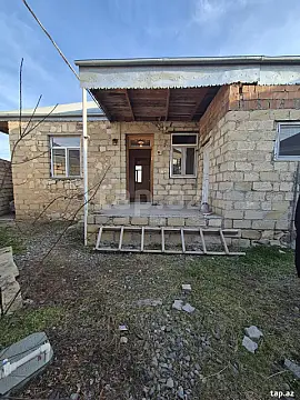Satılır 4 otaqlı həyət evi 200 m²