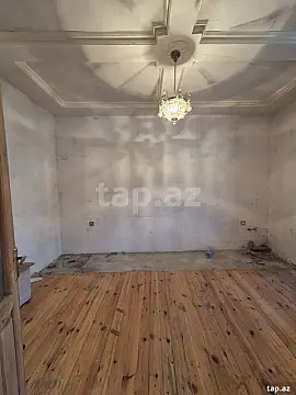 Satılır 4 otaqlı həyət evi 200 m²
