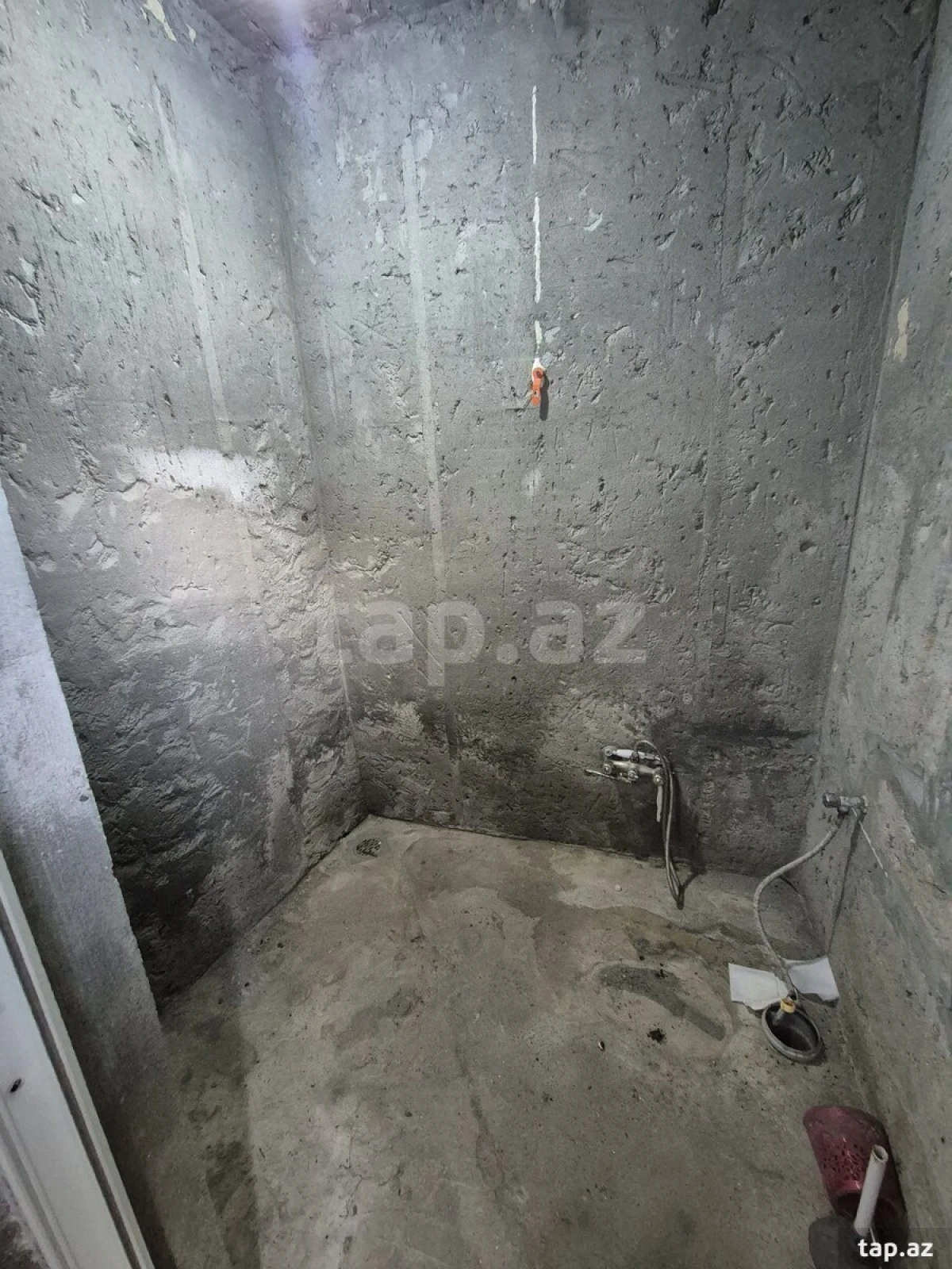 Satılır 4 otaqlı həyət evi 200 m²