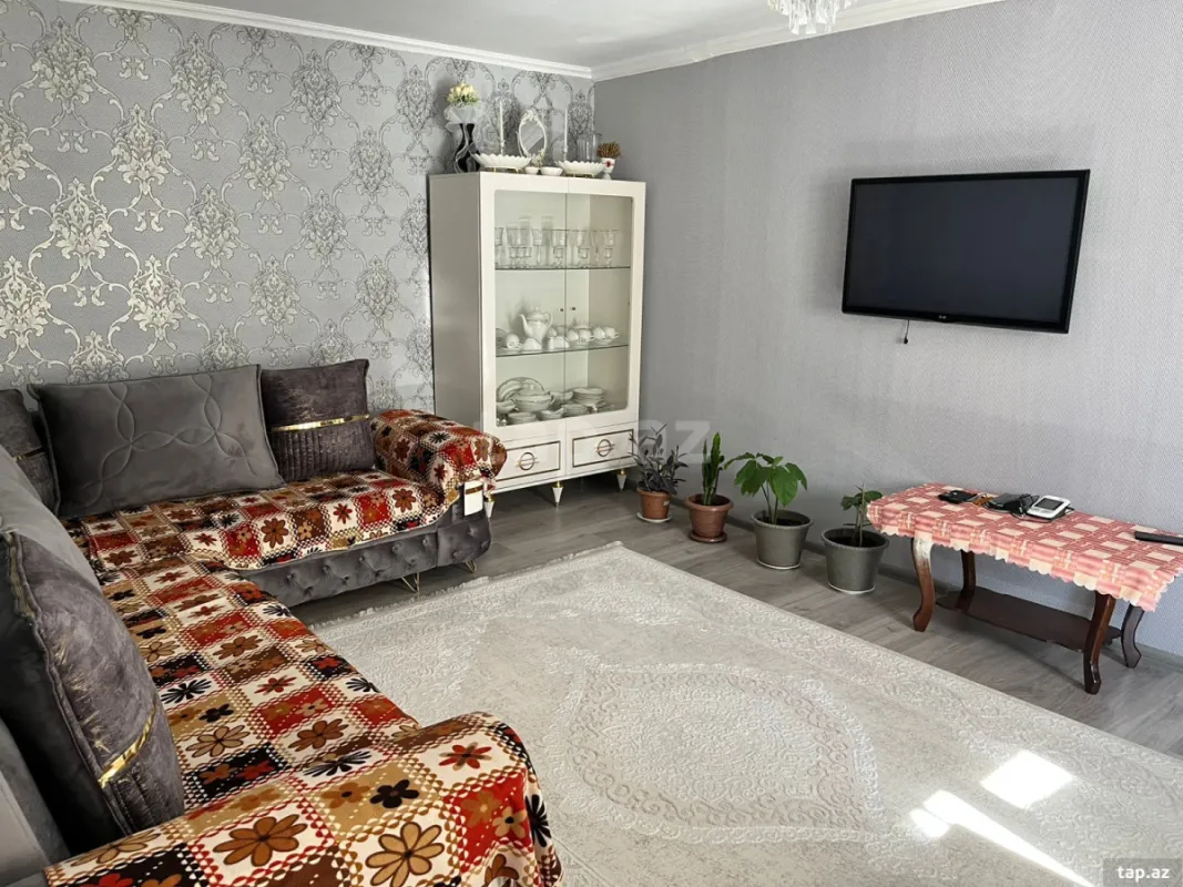 Satılır 4 otaqlı həyət evi 100 m²