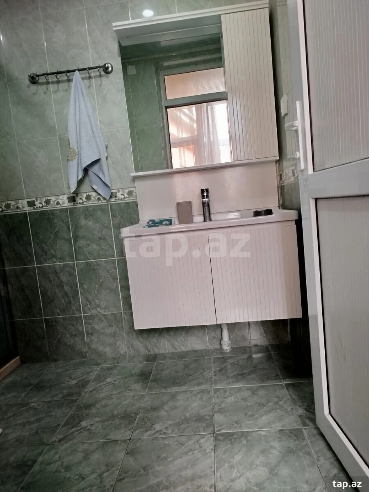 Satılır 3 otaqlı həyət evi