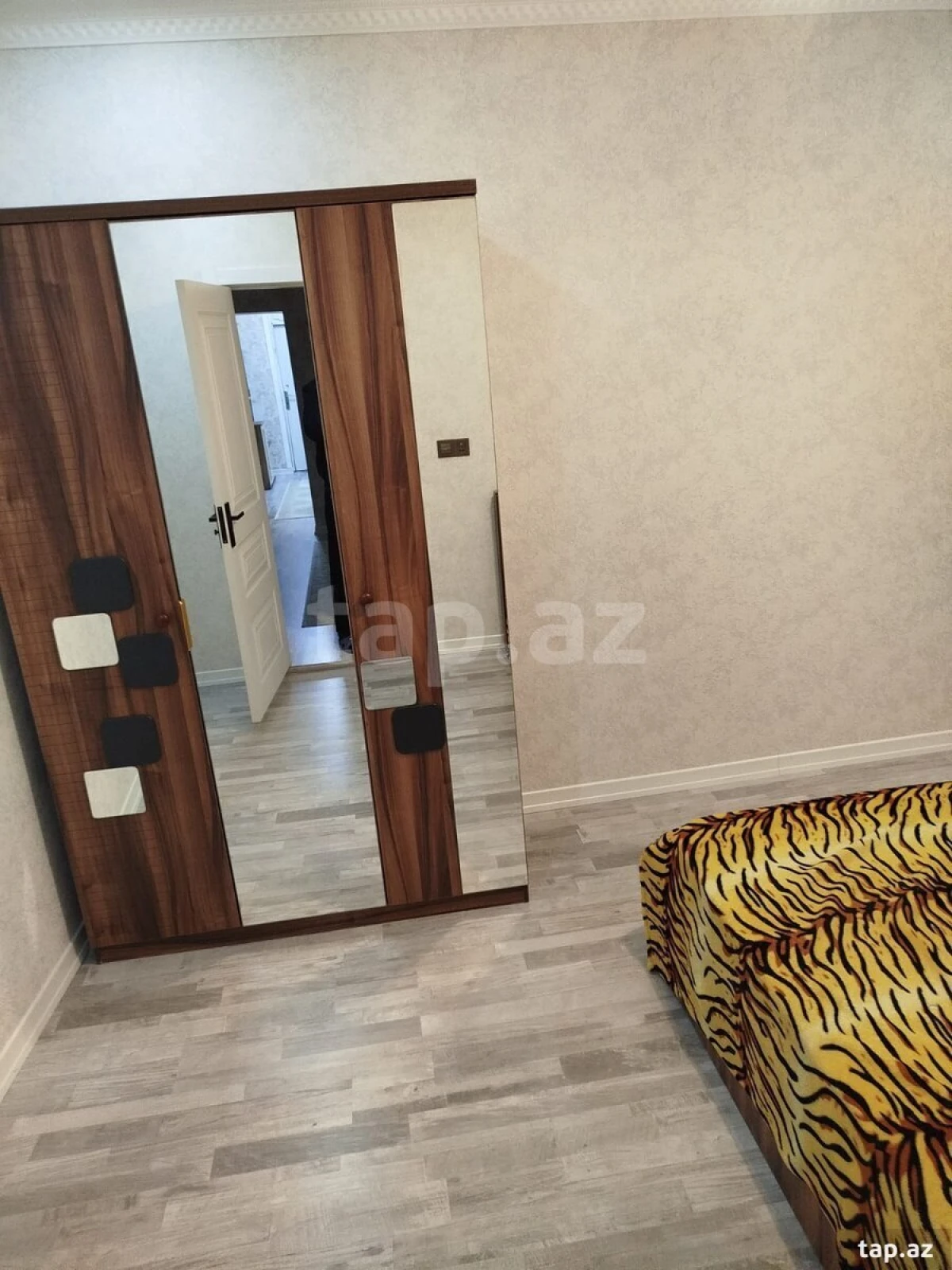 Satılır 3 otaqlı həyət evi