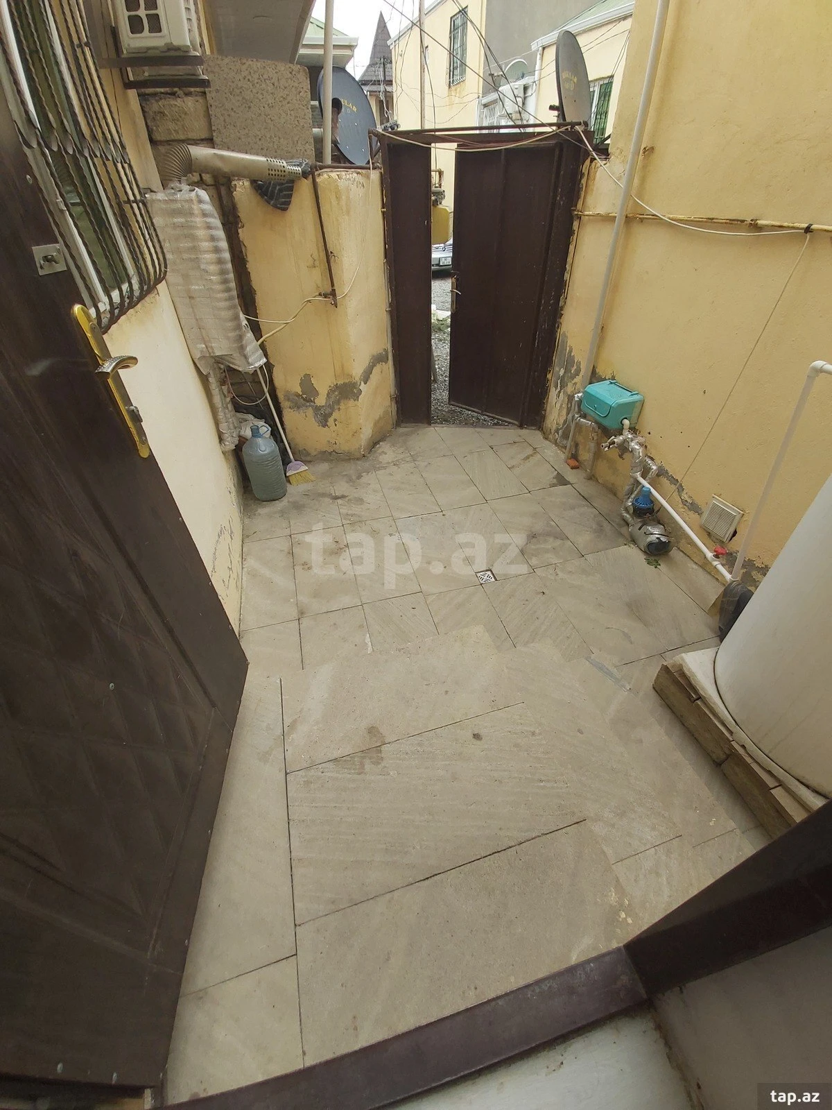 Kirayə verilir 4 otaqlı həyət evi 100 m²