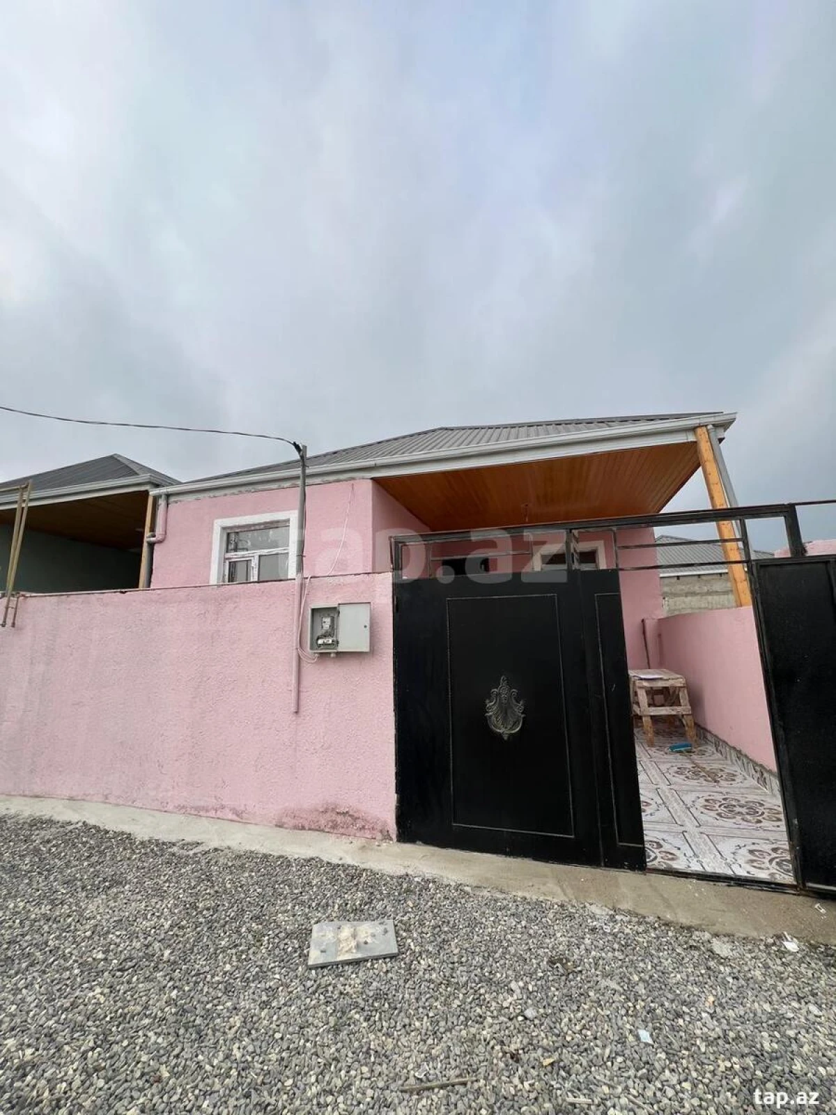 Satılır 3 otaqlı həyət evi