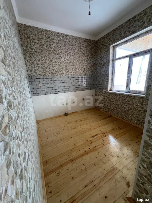 Satılır 3 otaqlı həyət evi