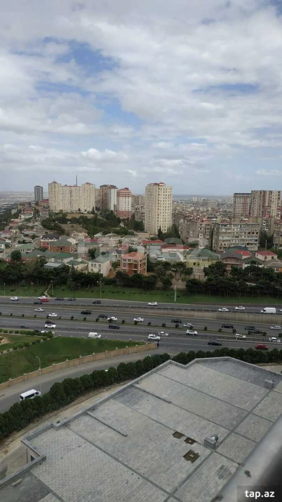 Satılır 3 otaqlı yeni tikili 80 m²