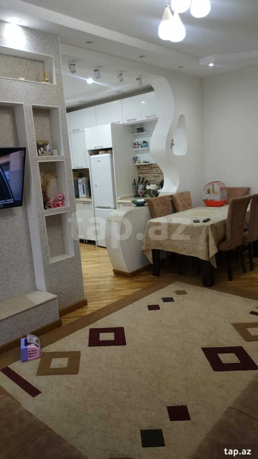 Satılır 3 otaqlı yeni tikili 80 m²