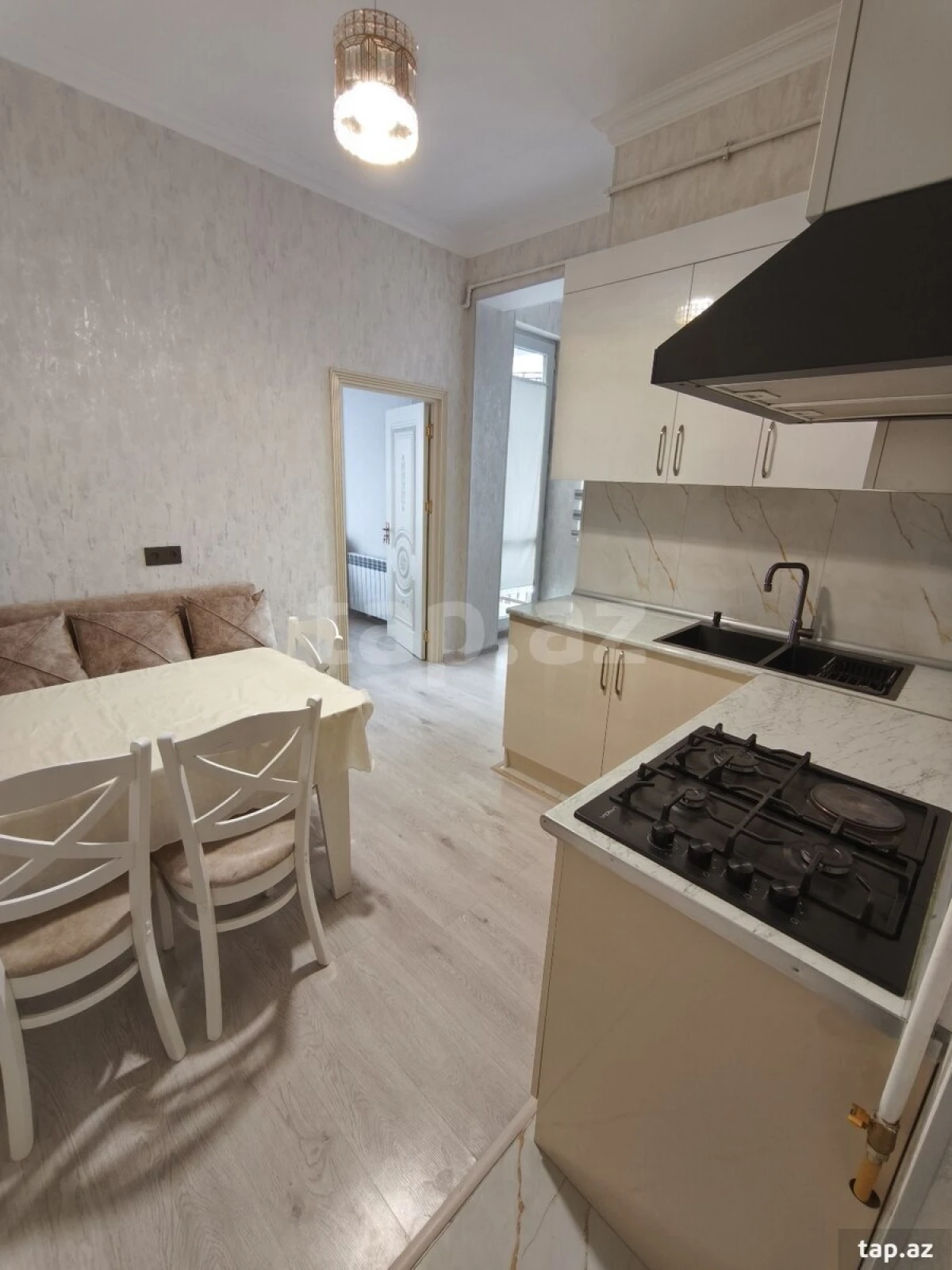 Kirayə verilir 1 otaqlı yeni tikili 40 m²