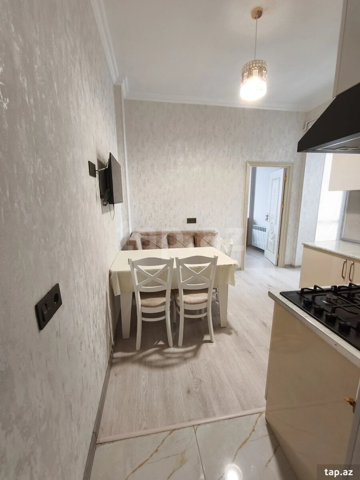 Kirayə verilir 1 otaqlı yeni tikili 40 m²