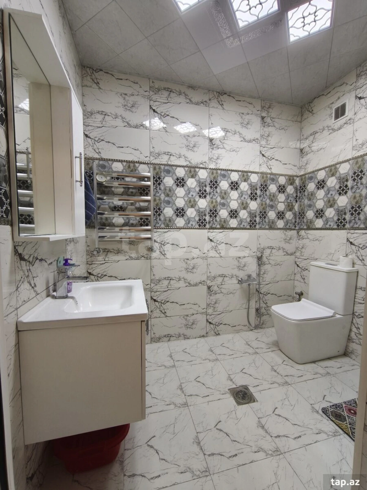 Kirayə verilir 1 otaqlı yeni tikili 40 m²