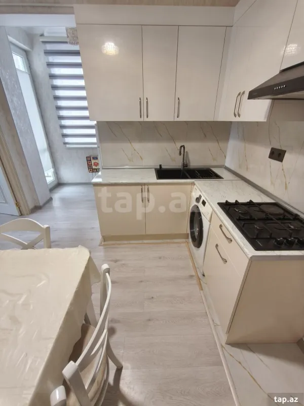 Kirayə verilir 1 otaqlı yeni tikili 40 m²