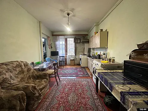 Satılır 5 otaqlı mənzil 120 m²