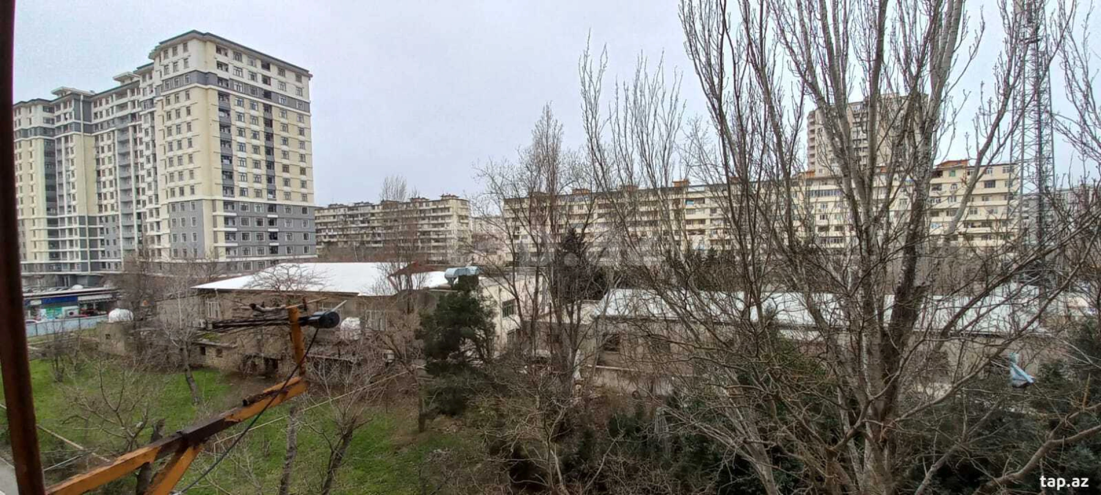 Kirayə verilir 5 otaqlı mənzil 120 m²