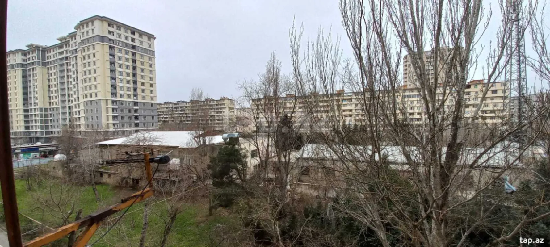 Kirayə verilir 5 otaqlı mənzil 120 m²