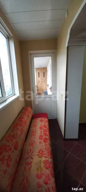 Kirayə verilir 5 otaqlı mənzil 120 m²
