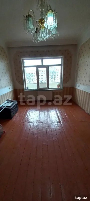 Kirayə verilir 5 otaqlı mənzil 120 m²