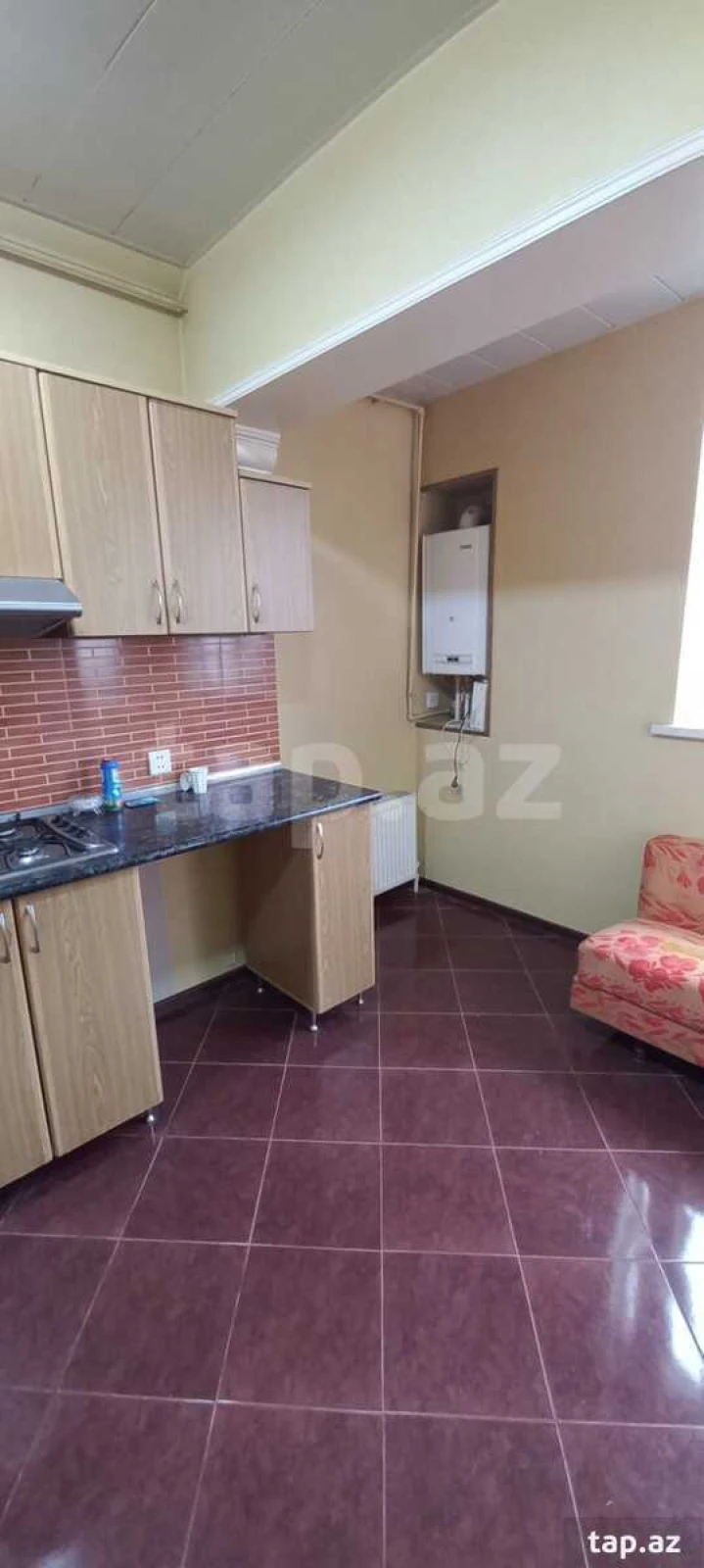 Kirayə verilir 5 otaqlı mənzil 120 m²