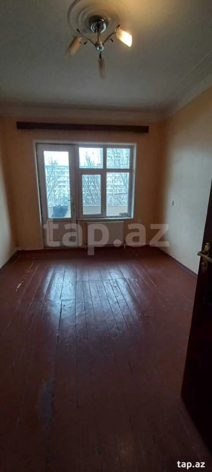 Kirayə verilir 5 otaqlı mənzil 120 m²