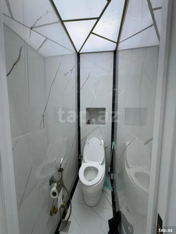 Satılır 5 otaqlı mənzil 120 m²