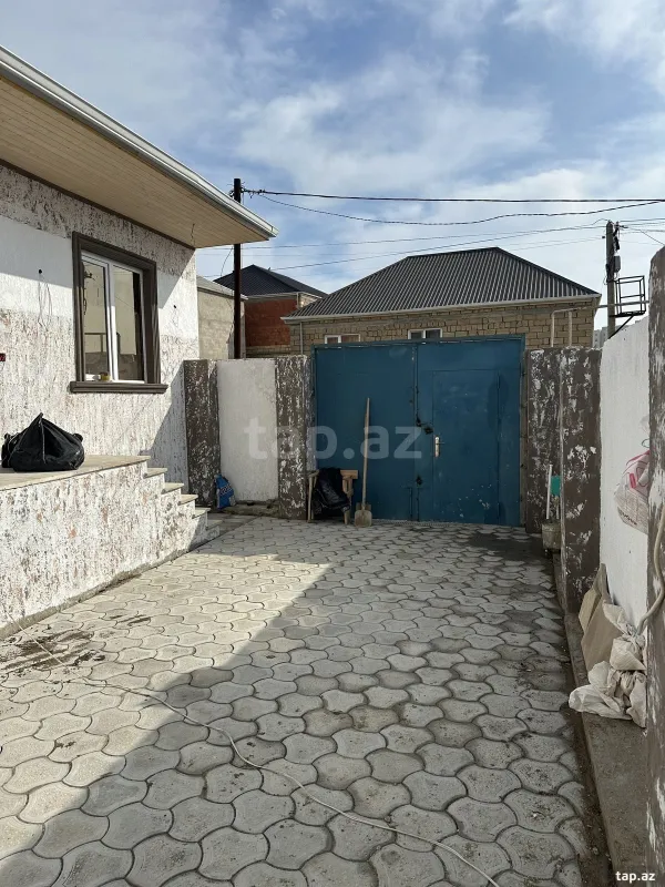 Satılır 3 otaqlı həyət evi
