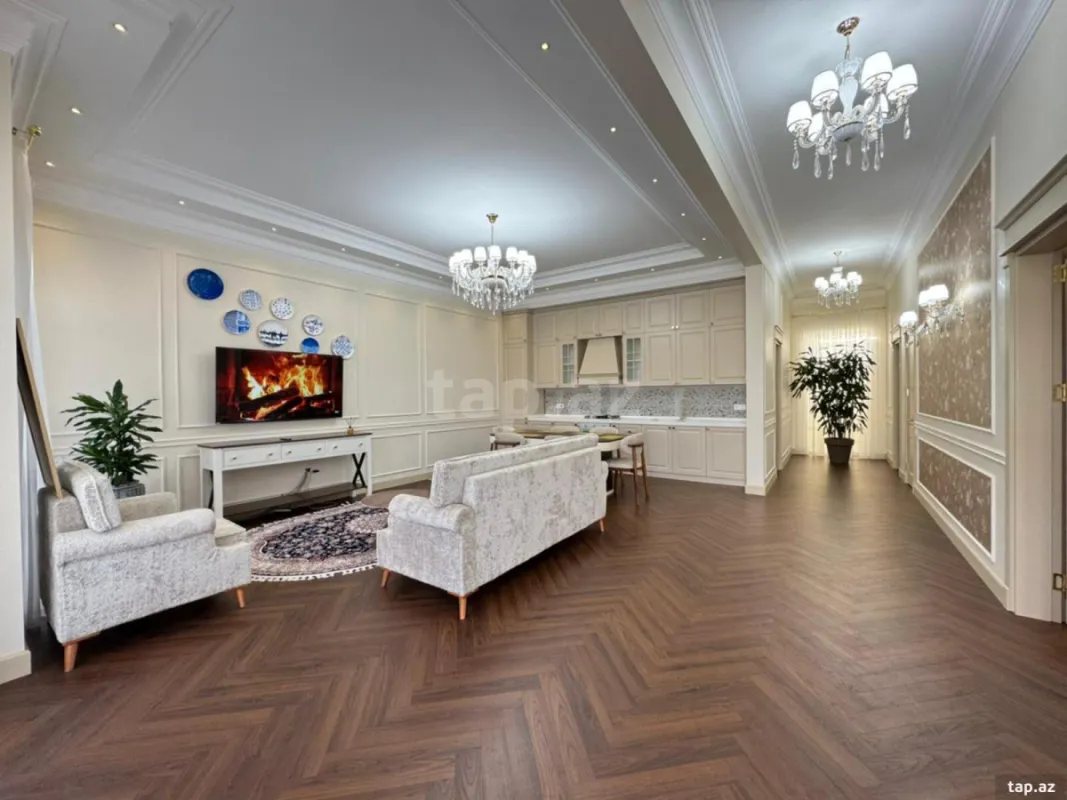 Satılır 4 otaqlı həyət evi