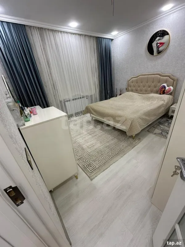 Satılır 5 otaqlı həyət evi