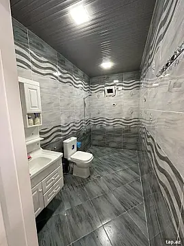 Satılır 5 otaqlı həyət evi