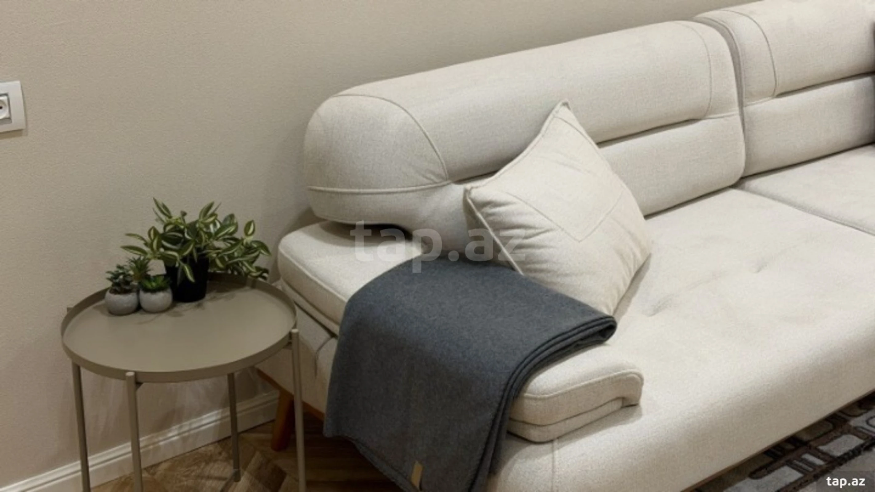 Satılır 3 otaqlı yeni tikili 96 m²