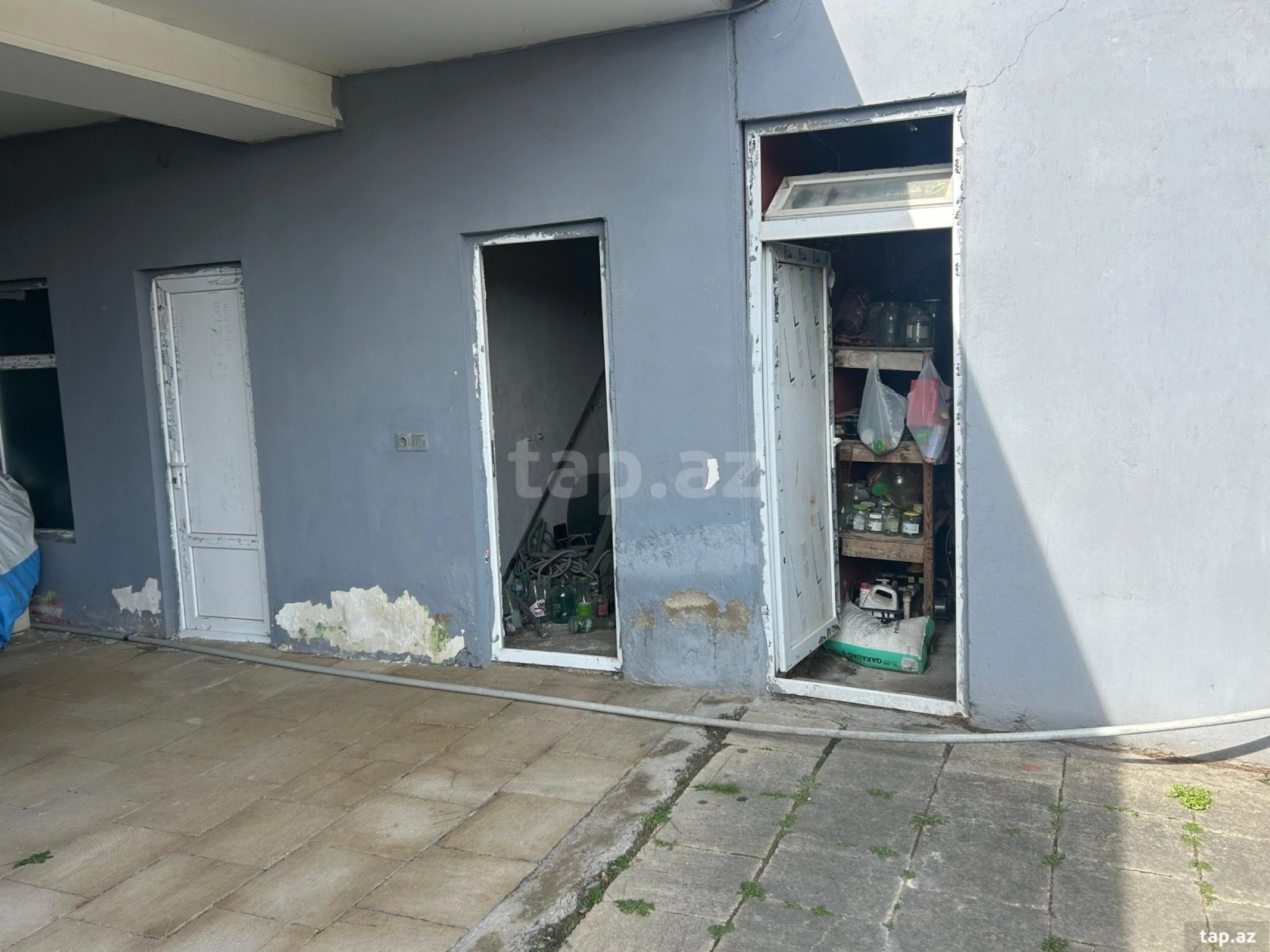 Satılır 4 otaqlı həyət evi