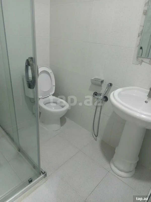 Kirayə verilir 2 otaqlı həyət evi