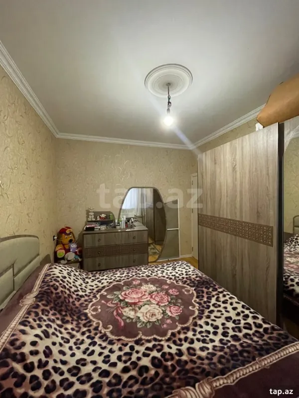 Satılır 3 otaqlı həyət evi
