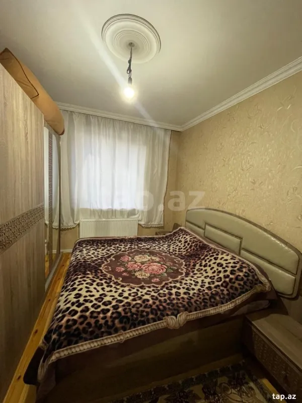 Satılır 3 otaqlı həyət evi