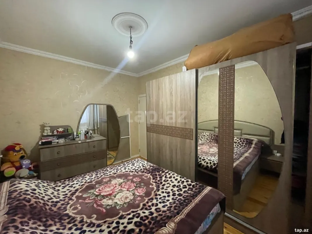 Satılır 3 otaqlı həyət evi